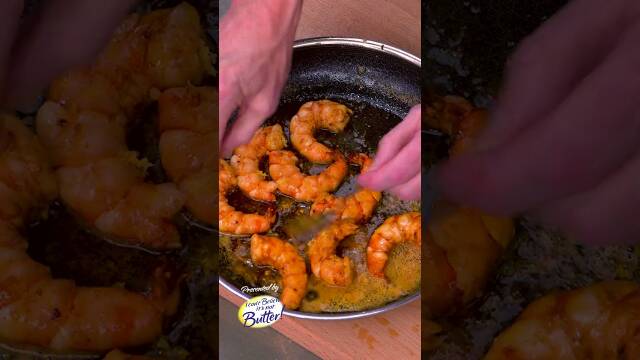 Shrimp Quinoa Bowl with Chickpeas and Vegetables recipe thumbnail