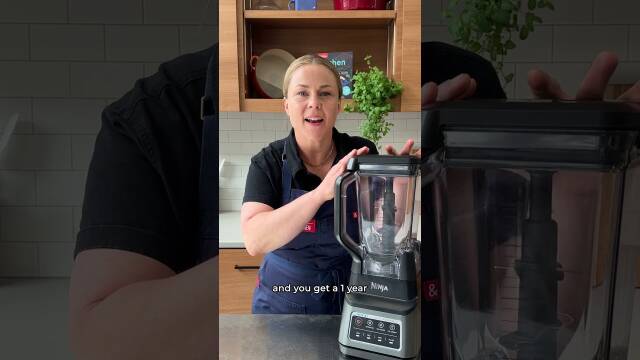 Green Smoothie and Berry Smoothie recipe thumbnail