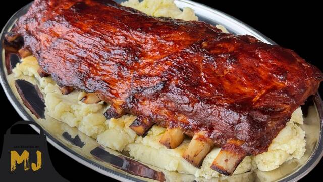 Foto de la receta Costillas al horno con salsa BBQ casera