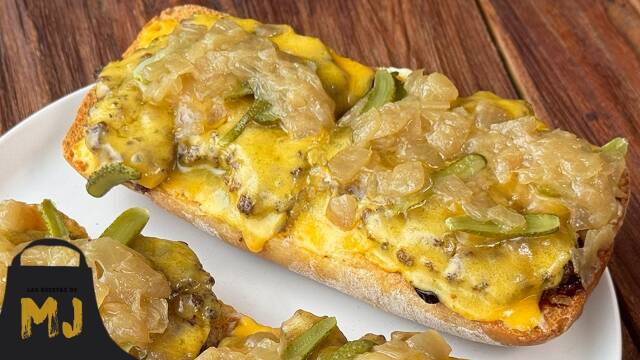 Foto de la receta Paninis de Smash Burger con queso cheddar y pepinillos