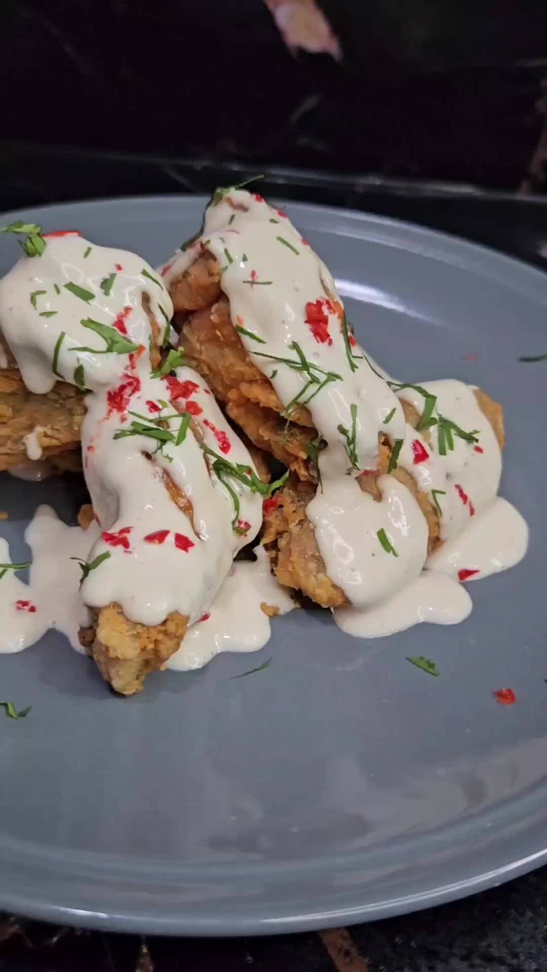 Foto de la receta Alitas acevichadas crocantes con salsa de culantro y limón