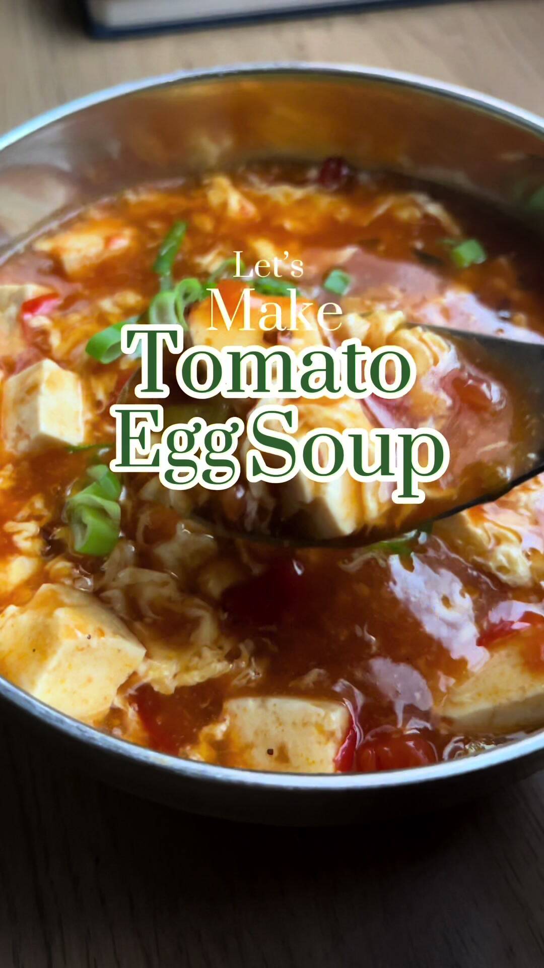 Foto de la receta Sopa de tomate con huevo y tofu reconfortante