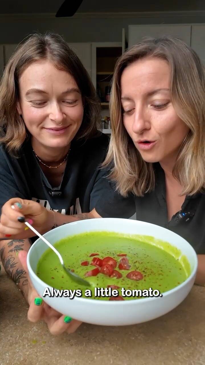 Creamy Cauliflower Broccoli Soup with Peas and Spinach recipe thumbnail