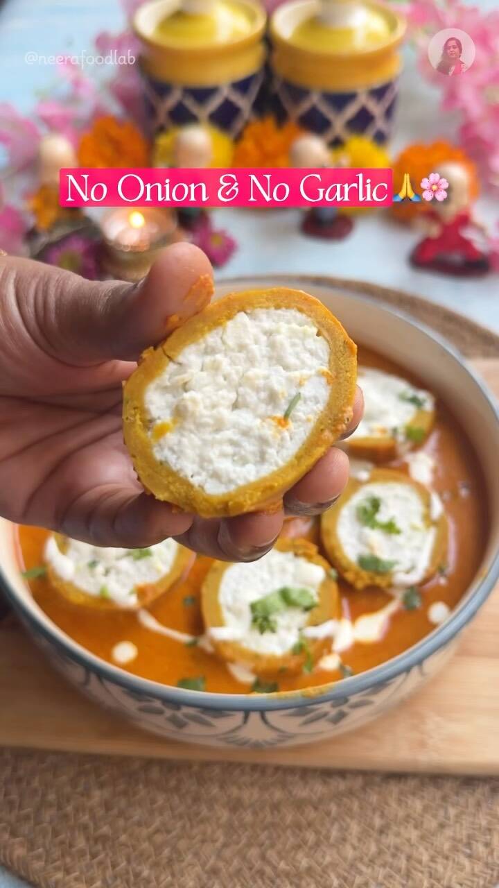No Onion No Garlic Paneer Stuffed Dumplings Curry recipe thumbnail