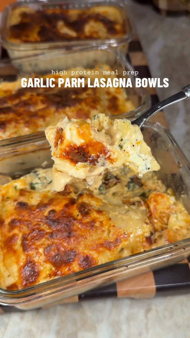 High Protein Chicken Alfredo Lasagna Meal Prep recipe thumbnail