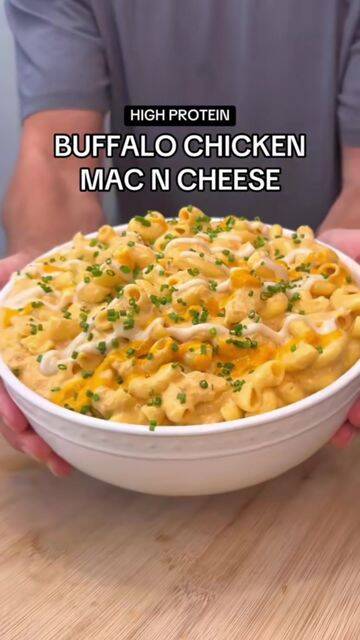 Slow Cooker Buffalo Chicken Mac and Cheese recipe thumbnail