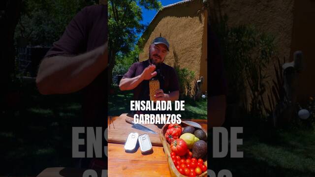 Foto de la receta Ensalada de garbanzos 100% personalizable