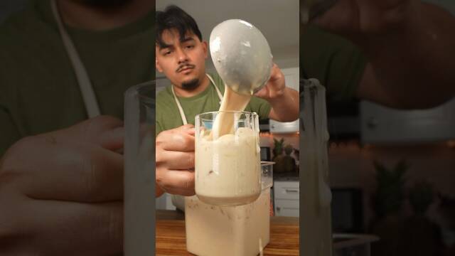 Banana Milk with Cinnamon and Ice recipe thumbnail