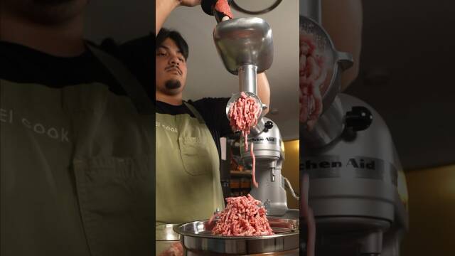 Homemade Meatballs with Tomato Sauce recipe thumbnail
