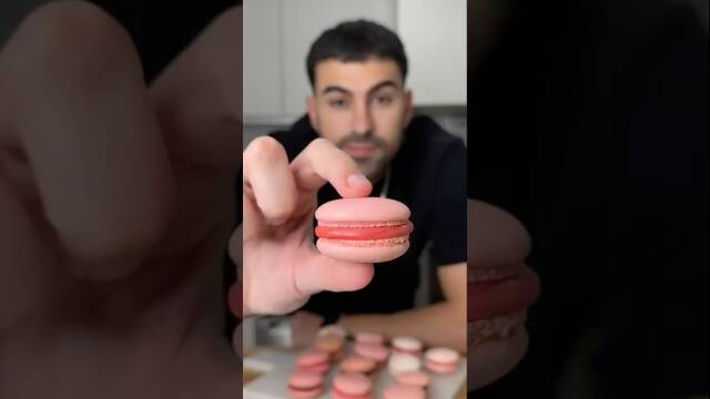 Macarons Económicos: Deliciosas Tapitas Caseras con Relleno de Chocolate recipe thumbnail