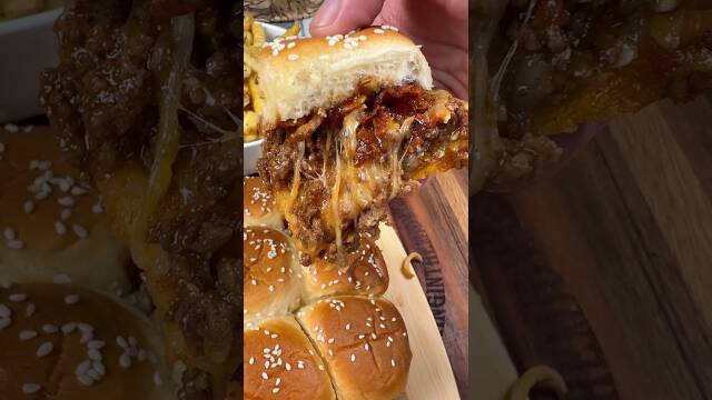BBQ Cheeseburger Sliders on Hawaiian Sweet Rolls recipe thumbnail