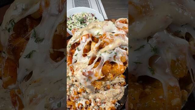 Cheesy Garlic Parm Chicken and Potato Skillet recipe thumbnail