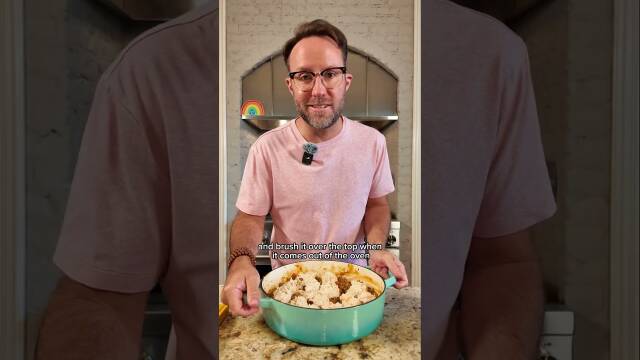 Cheddar Biscuit Beef Pie Recipe recipe thumbnail