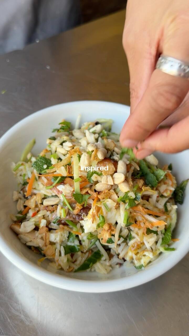 Foto de la receta Vietnamese Grilled Chicken Rice Bowl with Hanoi Flavors