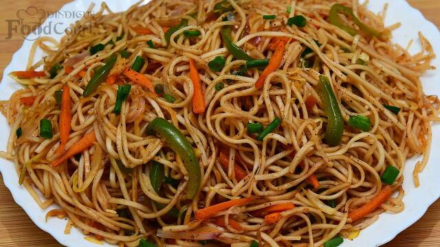 Foto de la receta Veg Hakka Noodles/ Restaurant Style Vegetable Noodles