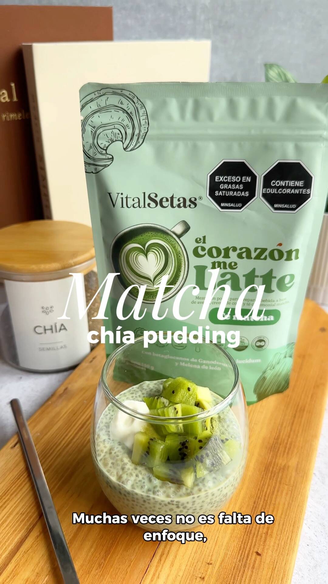 Foto de la receta Pudín de chía con matcha y yogur, reposado toda la noche