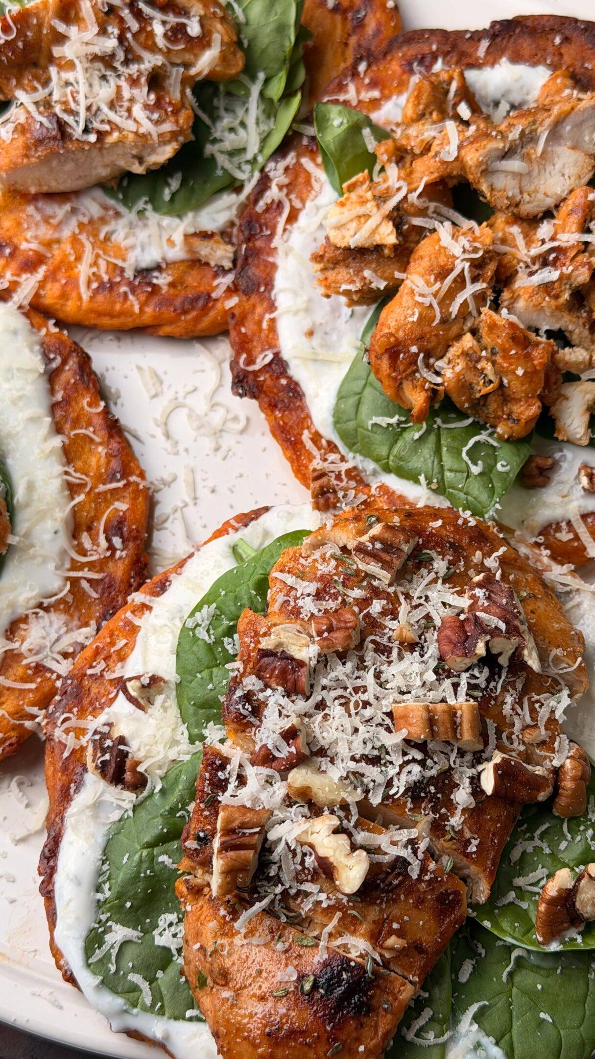 Foto de la receta Sweet Potato Cakes with Chicken, Spinach and Pecans