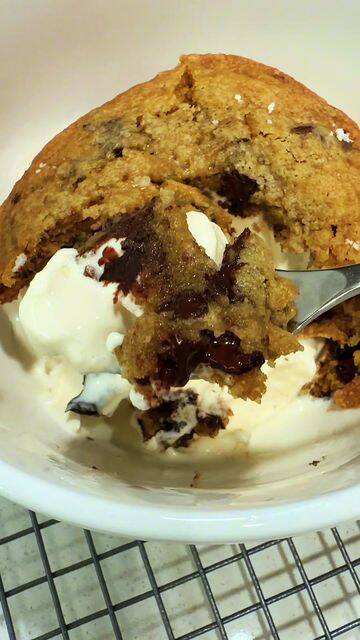 Foto de la receta Brown Sugar Chocolate Chip Cookies with Crispy Edges