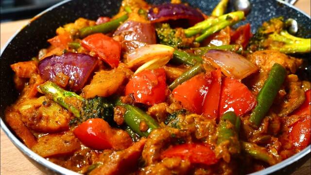 Veg Kadai: Restaurant-Quality Vegetarian Dish recipe thumbnail