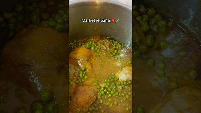 Foto de la receta Jelbana de pollo con guisantes a presión
