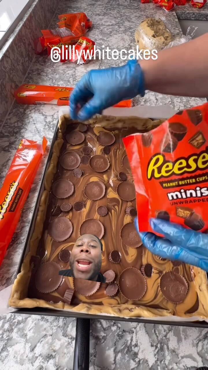 Foto de la receta Chocolate Chip Cookie Reese's Dessert Treat