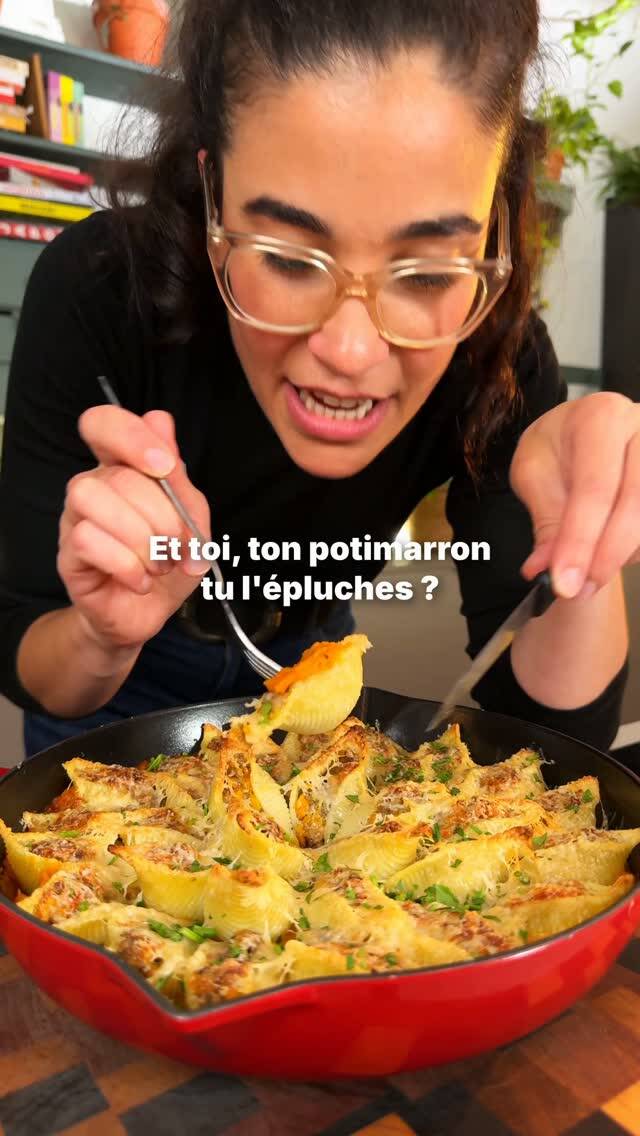 Conchiglioni de potimarrón con gorgonzola y avellanas recipe thumbnail