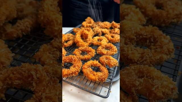 Crispy Calamari with Marinara Sauce recipe thumbnail