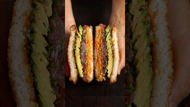 Crispy Rice Tuna Burger recipe thumbnail