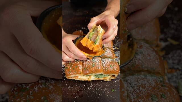 Sausage Parm Sliders recipe thumbnail