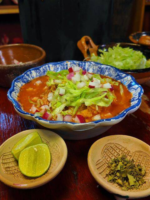 Foto de la receta Pozole rojo de cerdo con maíz pozolero