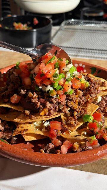 Foto de la receta Cómo preparar unos nachos deliciosos con los mejores frijoles