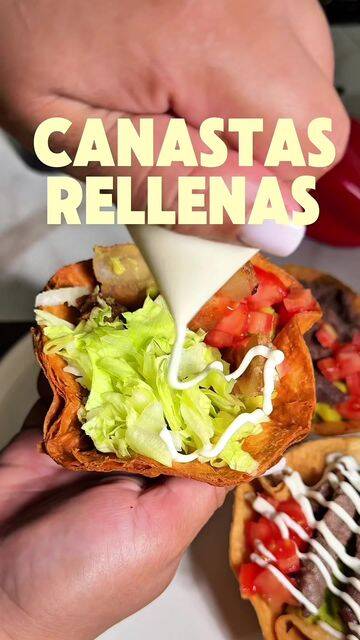 Foto de la receta Canastas Rellenas de Frijoles con Chorizo