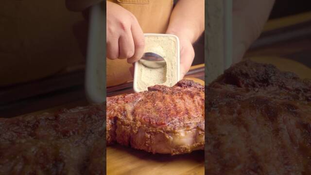 Foto de la receta Tomahawk a la parrilla con mantequilla compuesta
