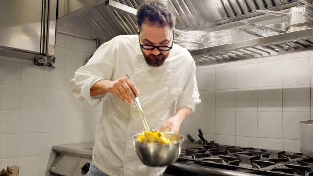 Authentic Roman Carbonara: A Chef's Secret Recipe recipe thumbnail