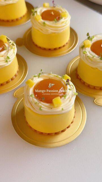 Foto de la receta Tropical Mango, Passion Fruit & Coconut Entremet with Lime White Chocolate Ganache