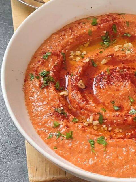 Muhammara: Crema de Pimientos Rojos y Nueces al Estilo Palestino recipe thumbnail