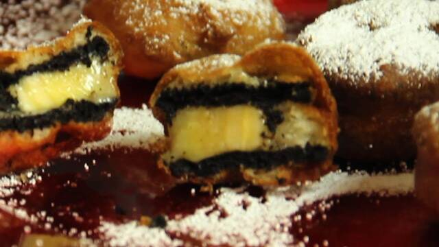 Foto de la receta Deep Fried Oreos with Banana Surprise