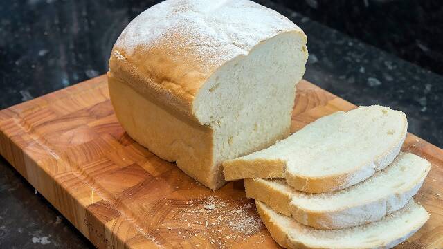 How to Make a Soft and Simple Homemade Sandwich Loaf: Step-by-Step Bread Baking Guide recipe thumbnail