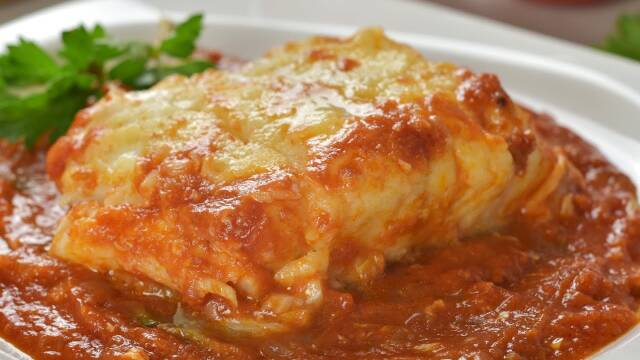 Bacalao con Tomate: Receta Tradicional Fácil y Sabrosa recipe thumbnail