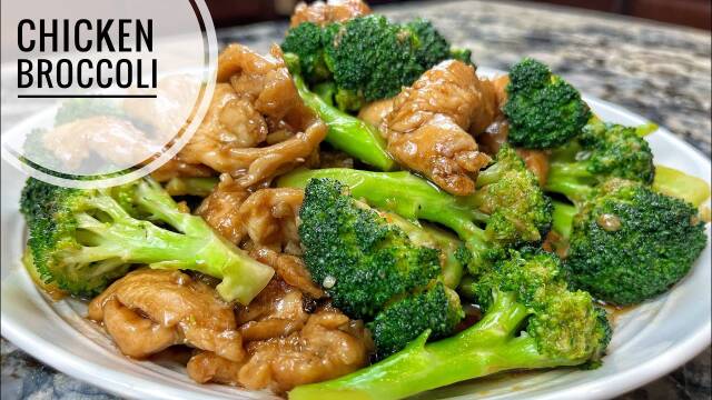 Tender and Flavorful Chicken and Broccoli Stir-Fry: Easy Everyday Recipe recipe thumbnail