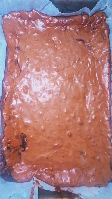 Ultimate Fudgy Milk Chocolate Brownies: Rich, Dense, and Irresistibly Gooey! recipe thumbnail
