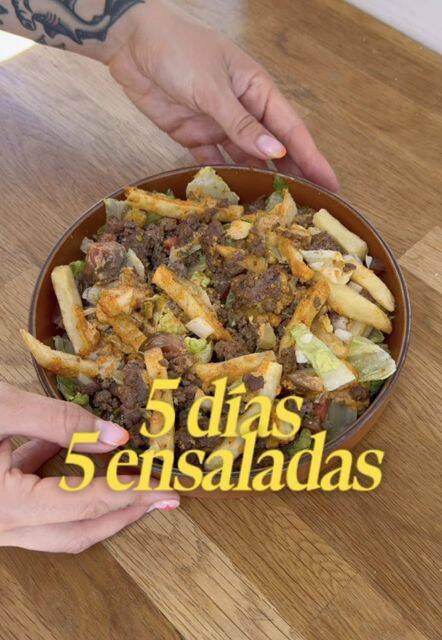 "Ensalada Big Mac Fit: Sabor y Salud en Cada Bocado" recipe thumbnail