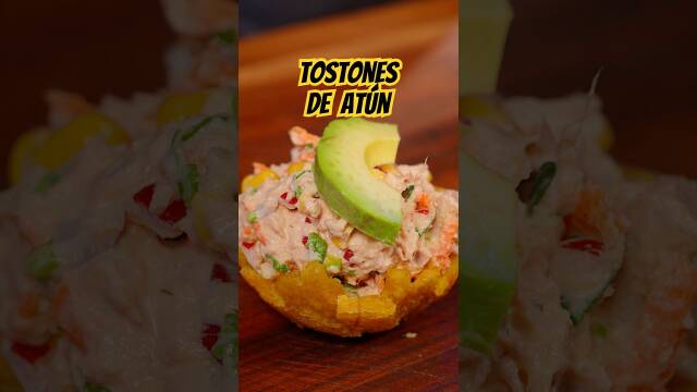 Tostones de Atún // Tuna Tostones recipe thumbnail