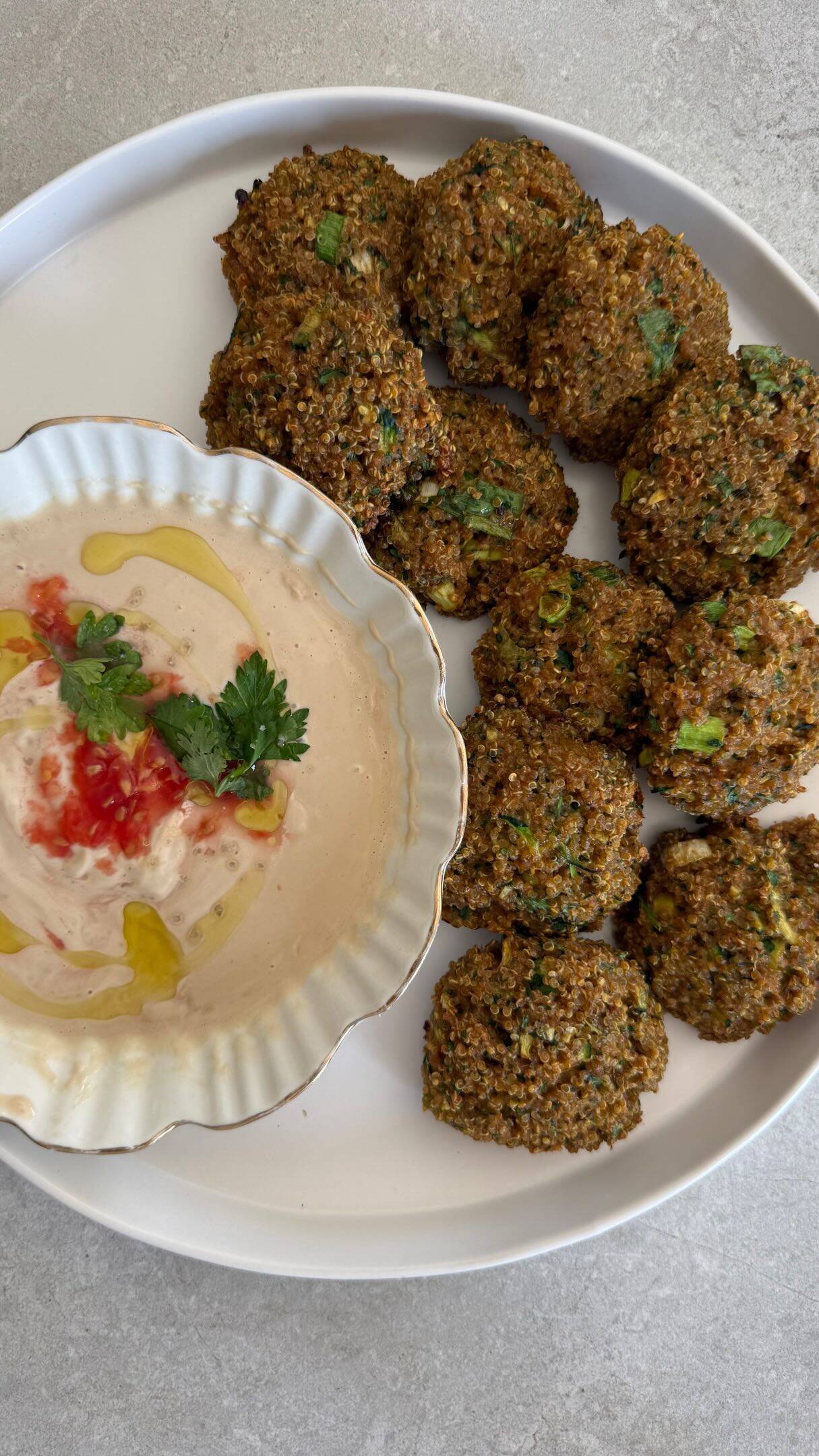 "Ultimate Quinoa Bites: A Deliciously Addictive Recipe with a Crunchy Twist!" recipe thumbnail