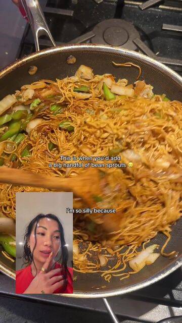 Quick and Easy Homemade Chow Mein: Your Better-Than-Takeout Recipe in Just 20 Minutes! recipe thumbnail