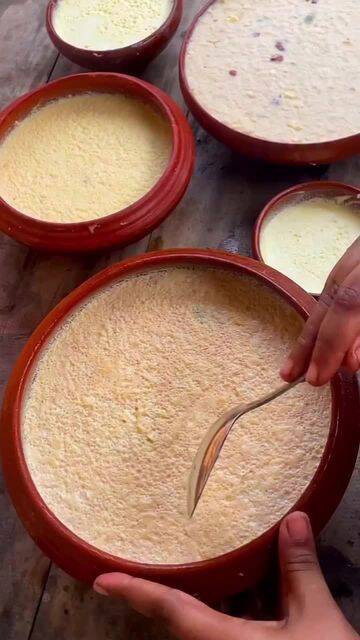 Master the Art of Homemade Yogurt: The Secret Trick for Thick and Creamy Perfection! recipe thumbnail