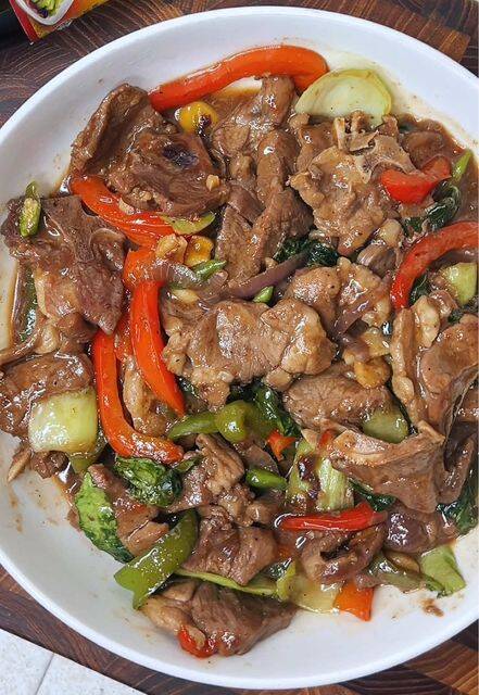 Quick and Flavorful Sautéed Lamb with Savory Oyster Sauce recipe thumbnail
