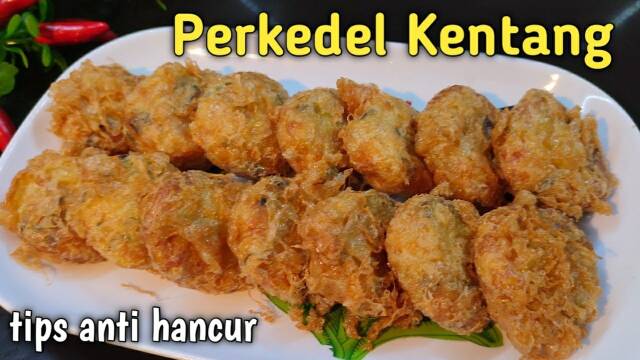 Indonesian Perkedel Kentang (Potato Fritters) Recipe recipe thumbnail