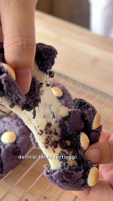 Ubi Cookies with Mochi Filling - Chewy and Thick Recipe recipe thumbnail