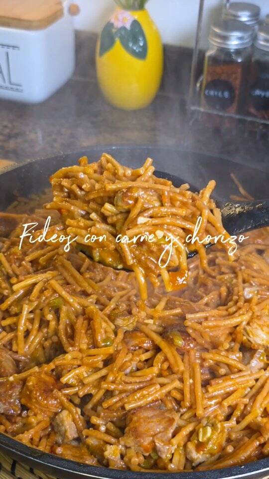 Fideos con Carne y Chorizo que Enamoran recipe thumbnail